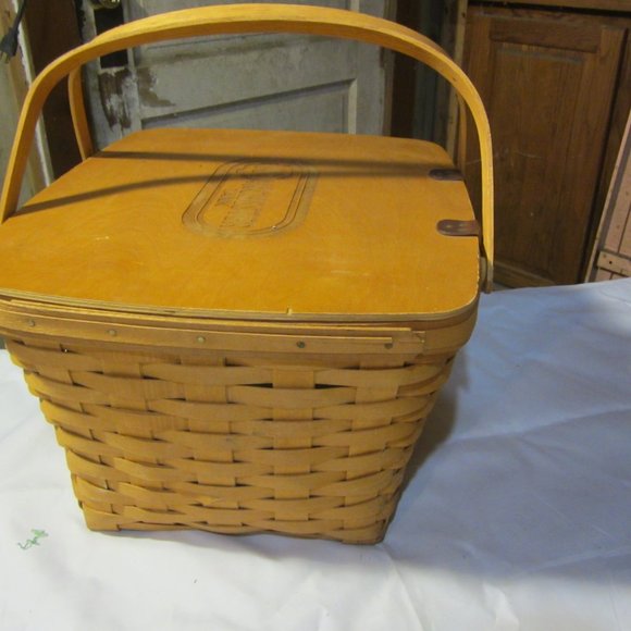 VTG MANCHESTER TANK PROMO BASKET, DBL HANDLE, WOOD HINGED TOP - Picture 4 of 8